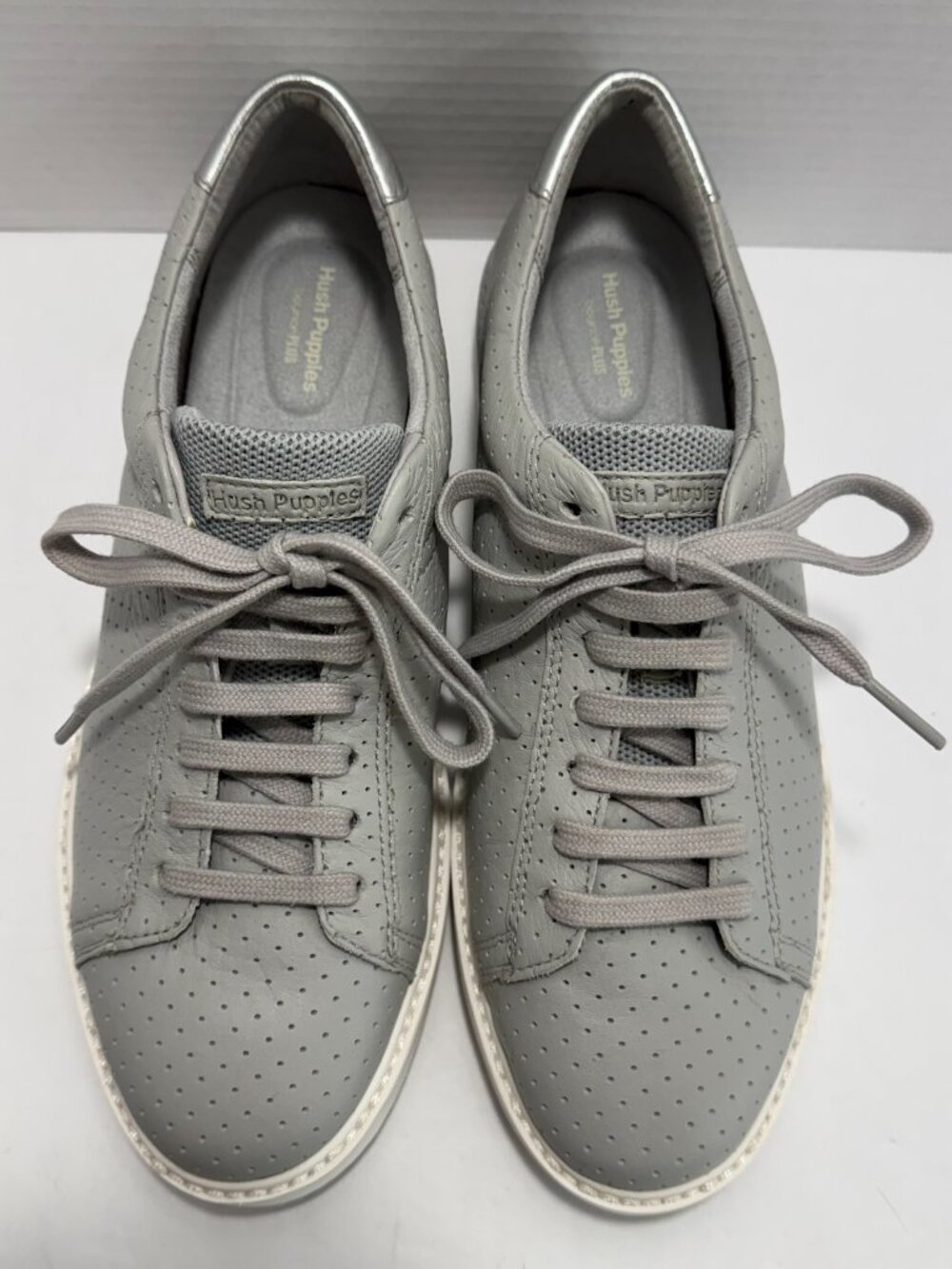 Hush Puppies Sabine Sneakers Women's Size 11 Vapor Gray Perforated Leather